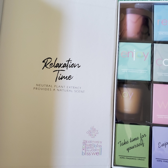 NWOT Gift Set Home Fragrance 12 Candles - Picture 7 of 10